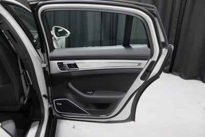 2023 Porsche Panamera E-Hybrid 4S