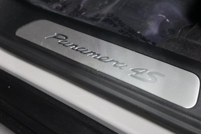 2023 Porsche Panamera E-Hybrid 4S