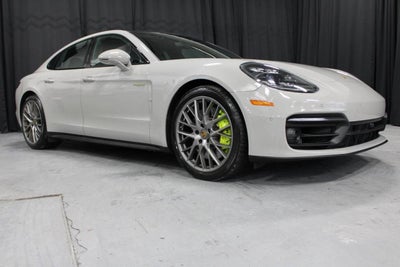 2023 Porsche Panamera E-Hybrid 4S