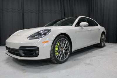 2023 Porsche Panamera E-Hybrid 4S
