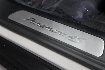 2023 Porsche Panamera E-Hybrid 4S