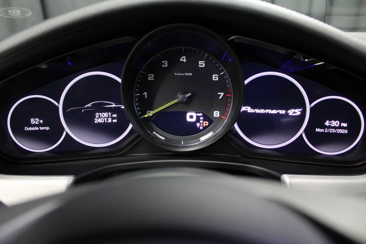 2023 Porsche Panamera E-Hybrid 4S