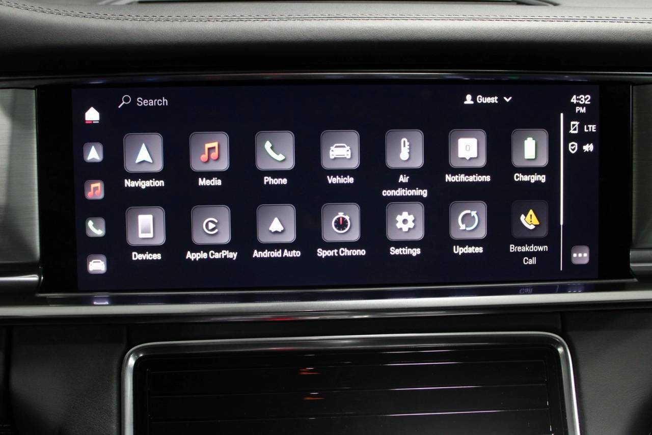 2023 Porsche Panamera E-Hybrid 4S