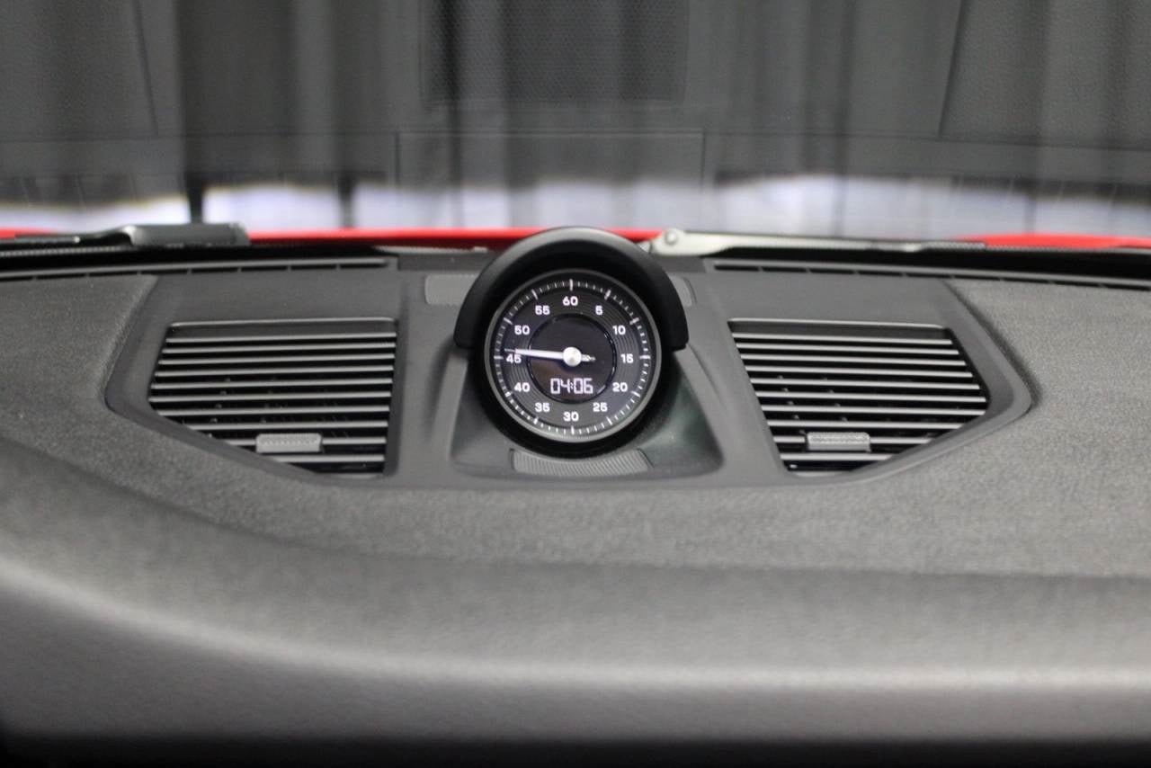 2024 Porsche 911 Carrera