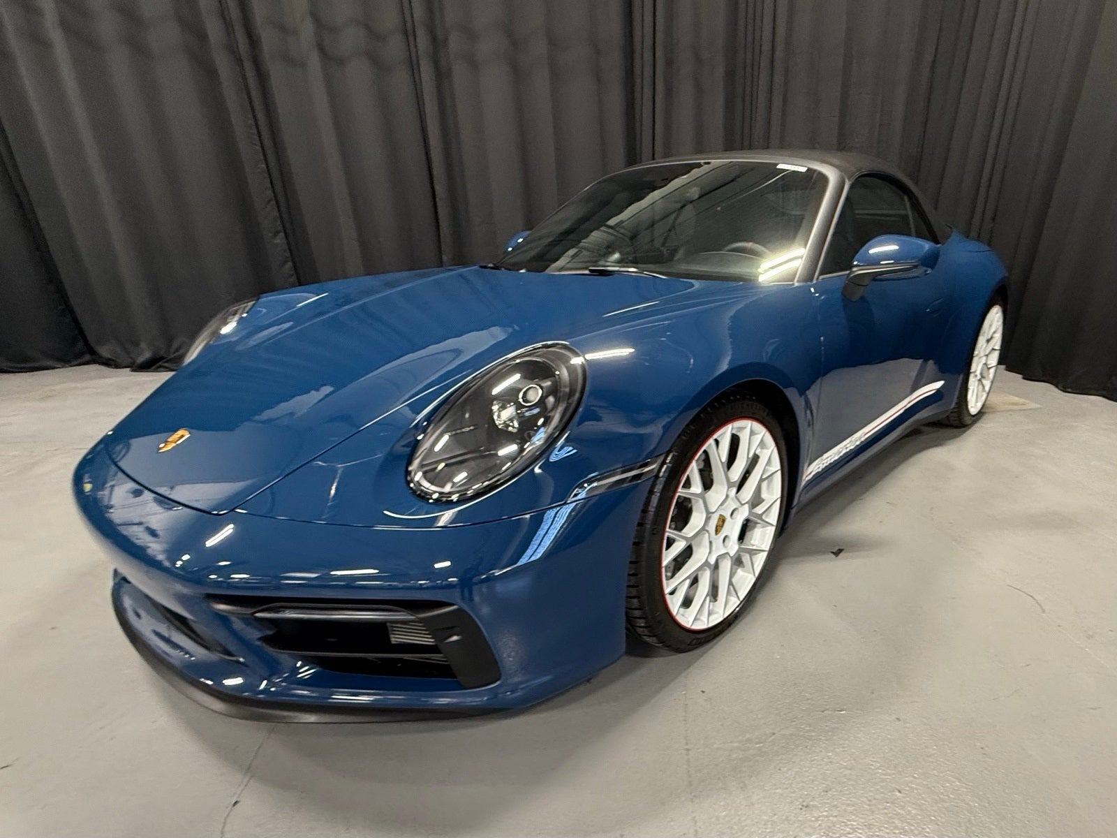 2023 Porsche 911 Carrera GTS