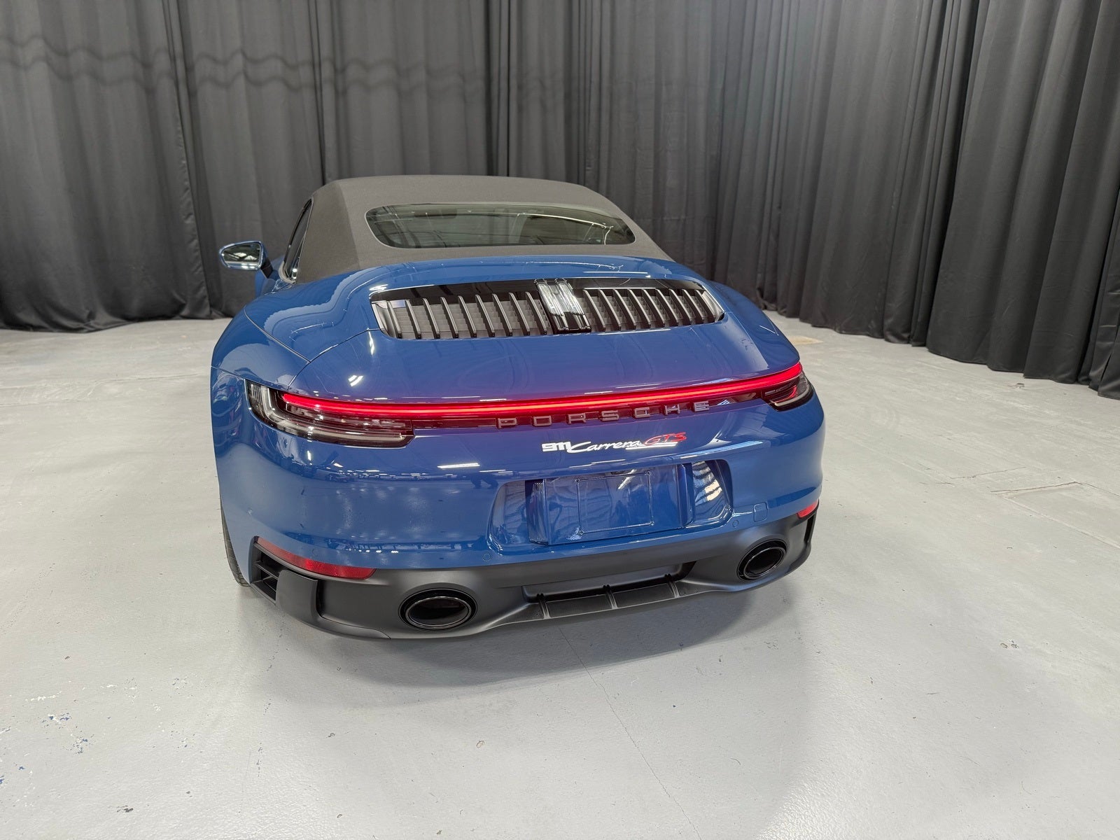 2023 Porsche 911 Carrera GTS