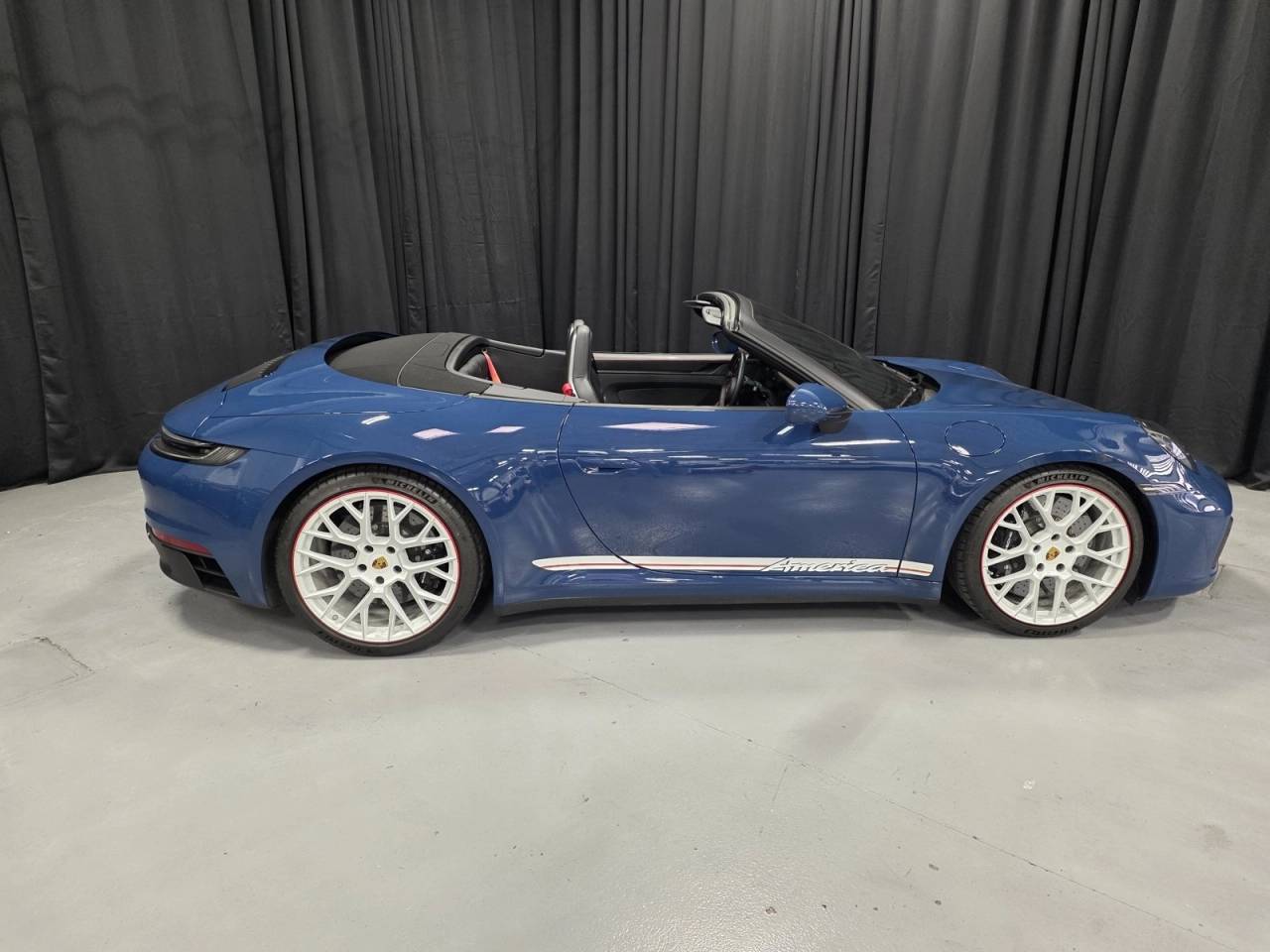 2023 Porsche 911 Carrera GTS