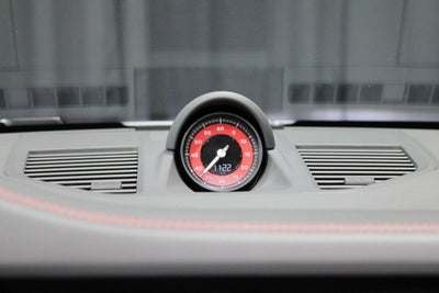 2024 Porsche 911 Carrera 4 GTS