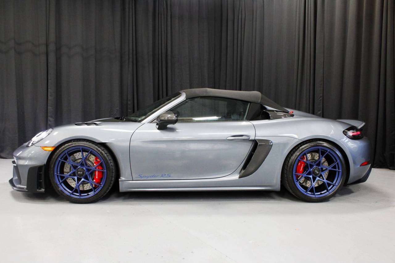 2025 Porsche 718 Spyder RS