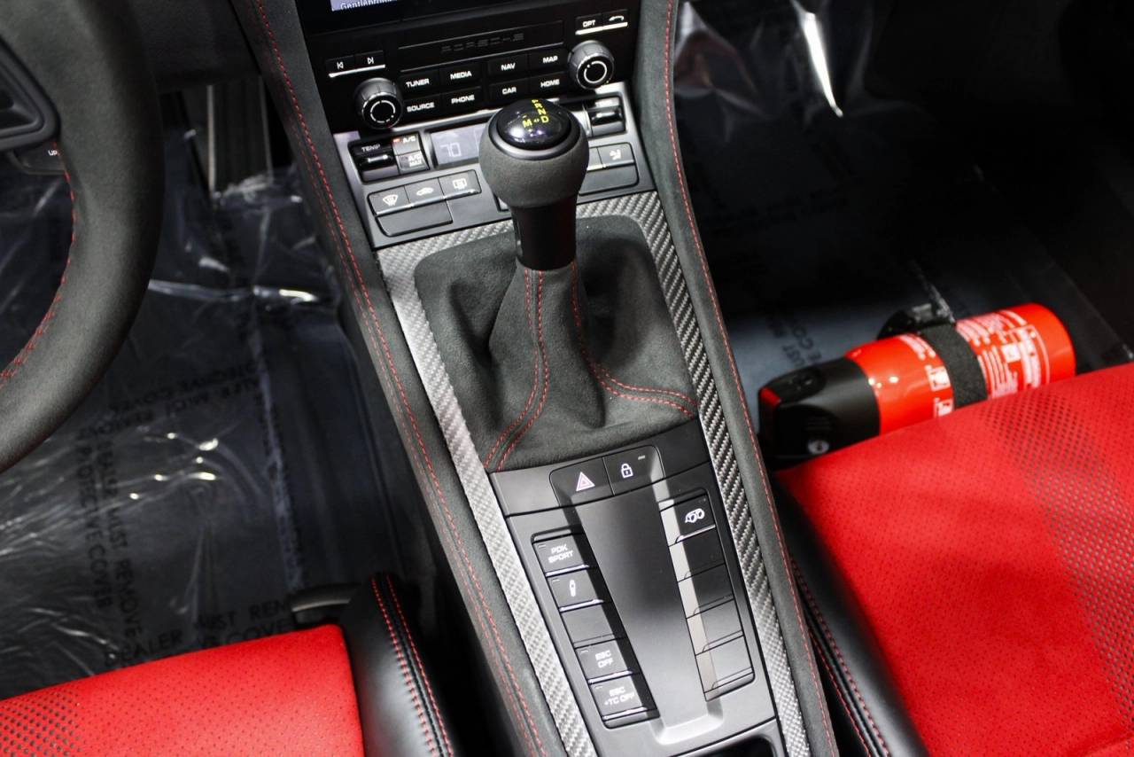 2025 Porsche 718 Spyder RS