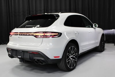 2025 Porsche Macan Base