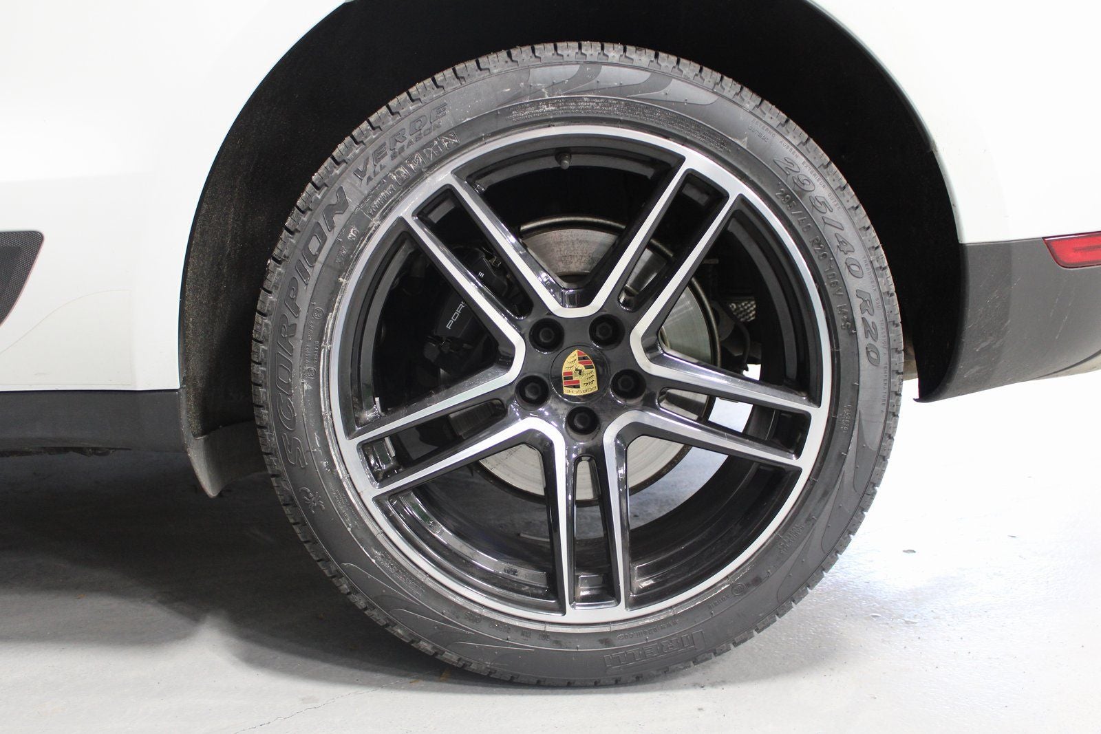 2021 Porsche Macan Base