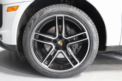 2021 Porsche Macan Base