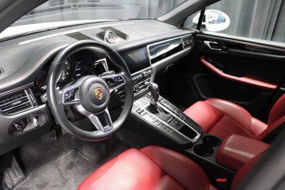 2021 Porsche Macan Base