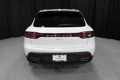 2025 Porsche Macan Base