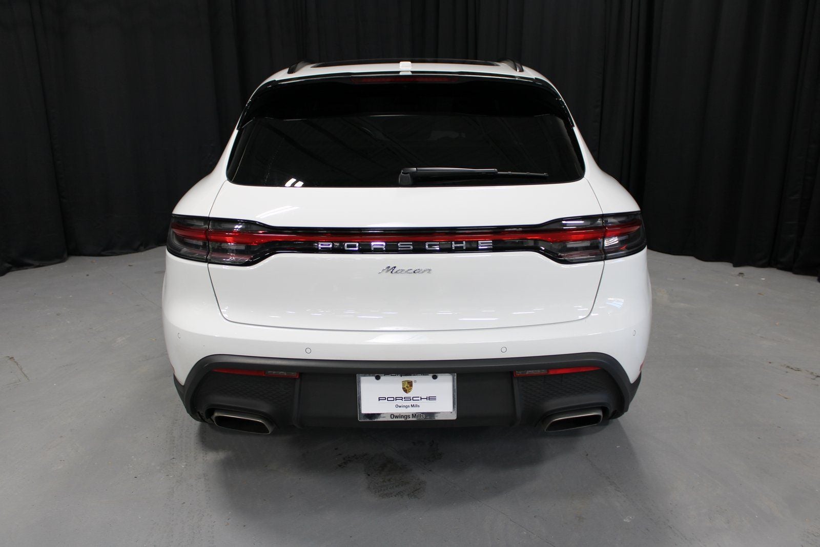 2025 Porsche Macan Base