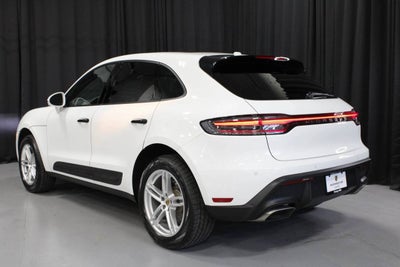 2025 Porsche Macan Base