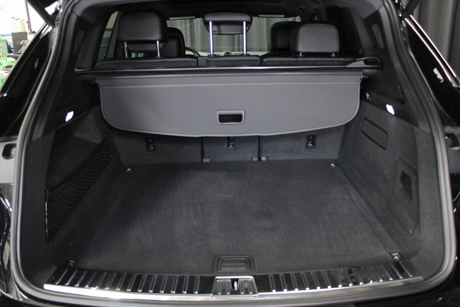 2025 Porsche Cayenne Base