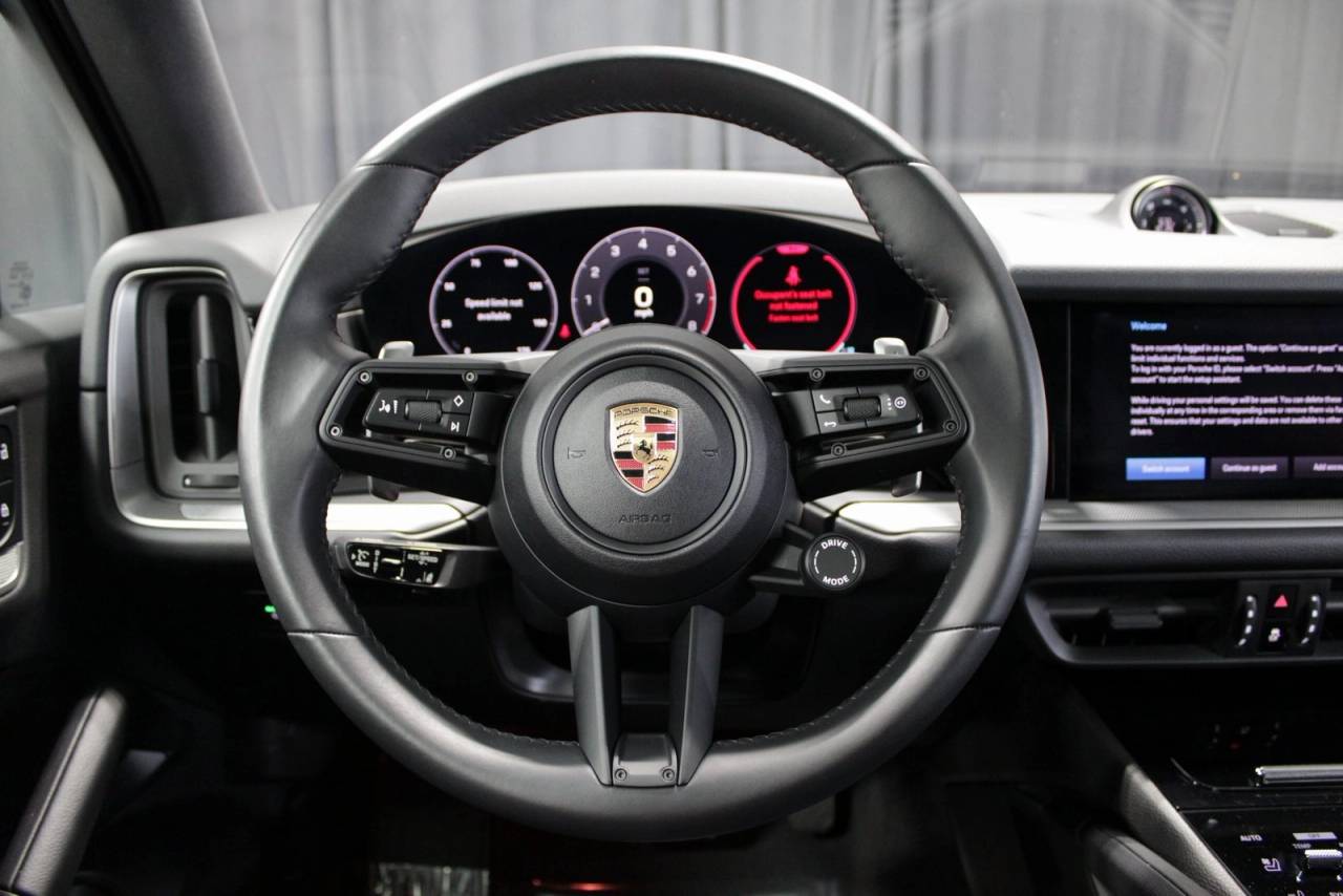2025 Porsche Cayenne Base