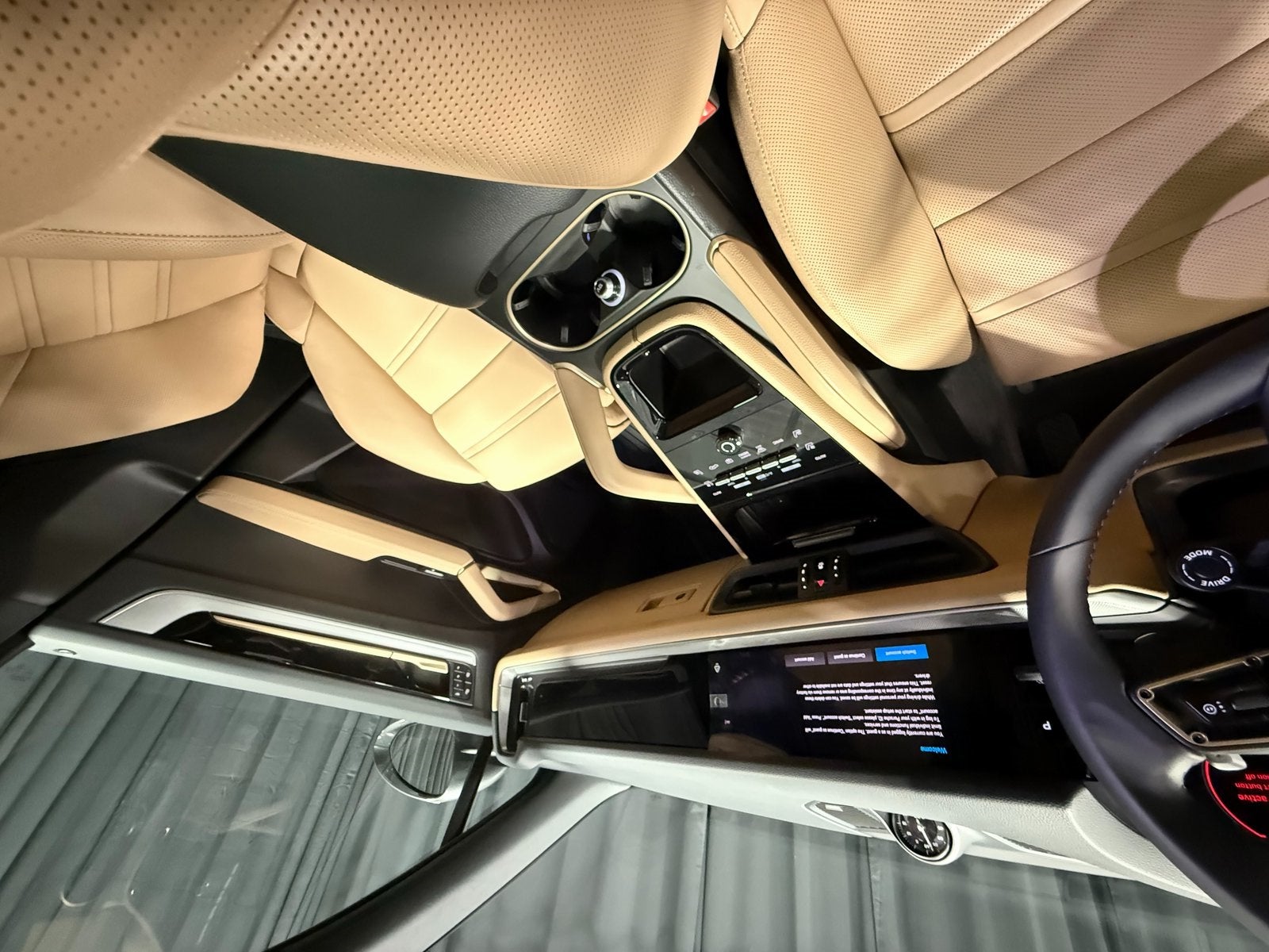 2025 Porsche Cayenne Base