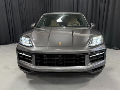 2025 Porsche Cayenne Base