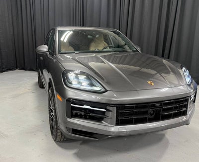 2025 Porsche Cayenne Base