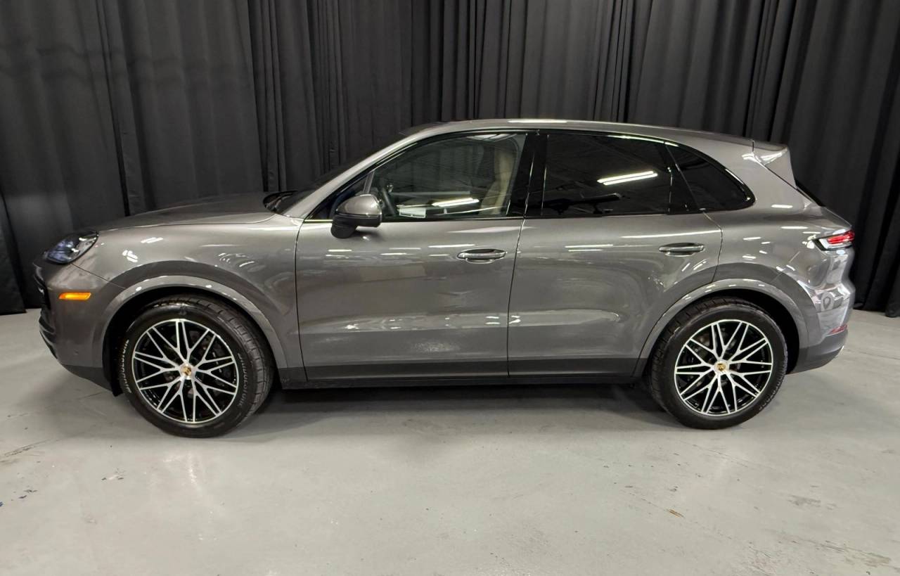 2025 Porsche Cayenne Base