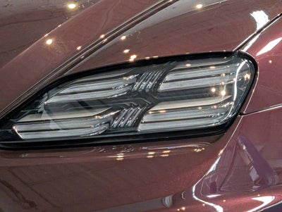 2024 Porsche Macan Electric Turbo