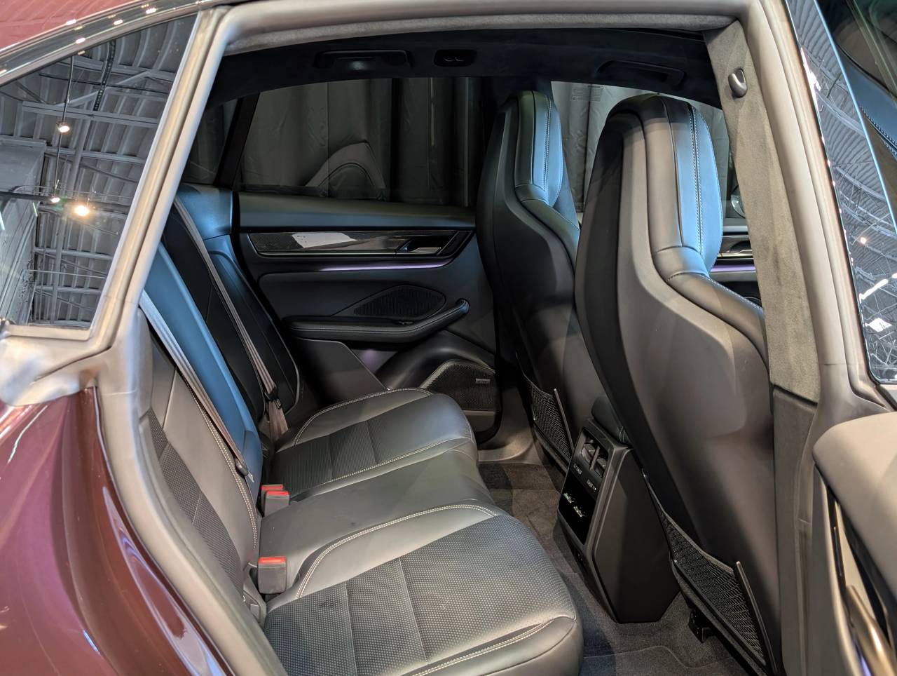 2024 Porsche Macan Electric Turbo