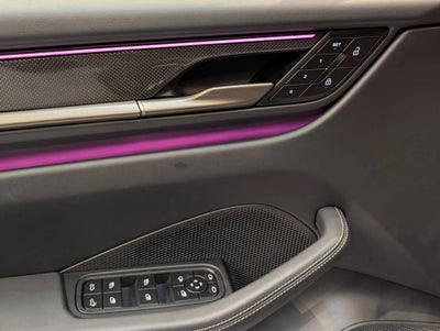 2024 Porsche Macan Electric Turbo