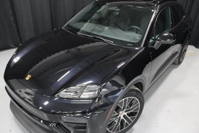 2025 Porsche Macan Electric Base