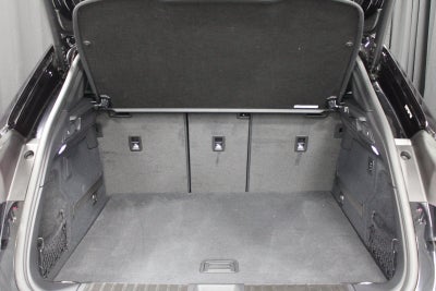 2025 Porsche Macan Electric Base