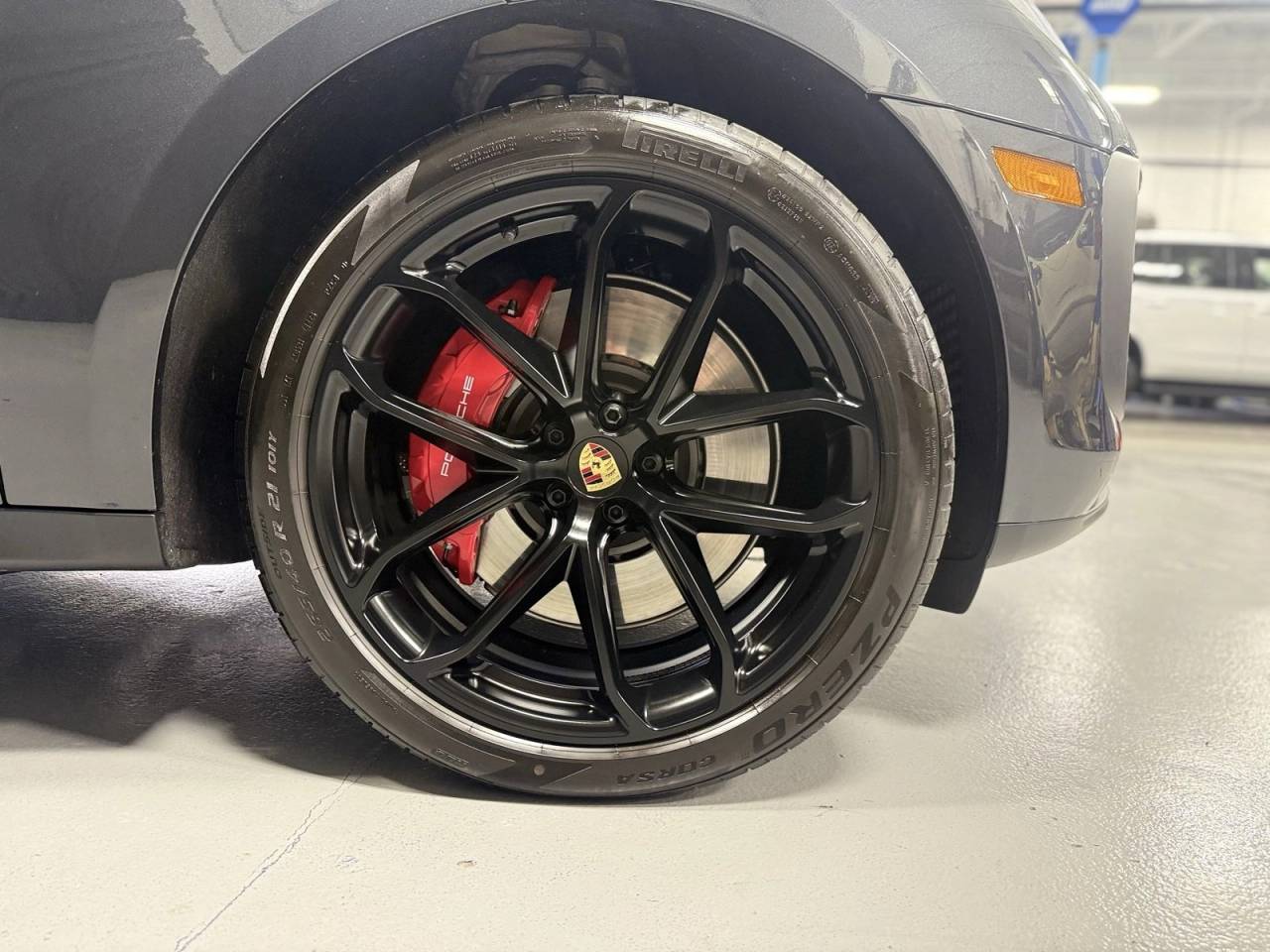 2025 Porsche Macan GTS