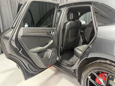 2025 Porsche Macan GTS