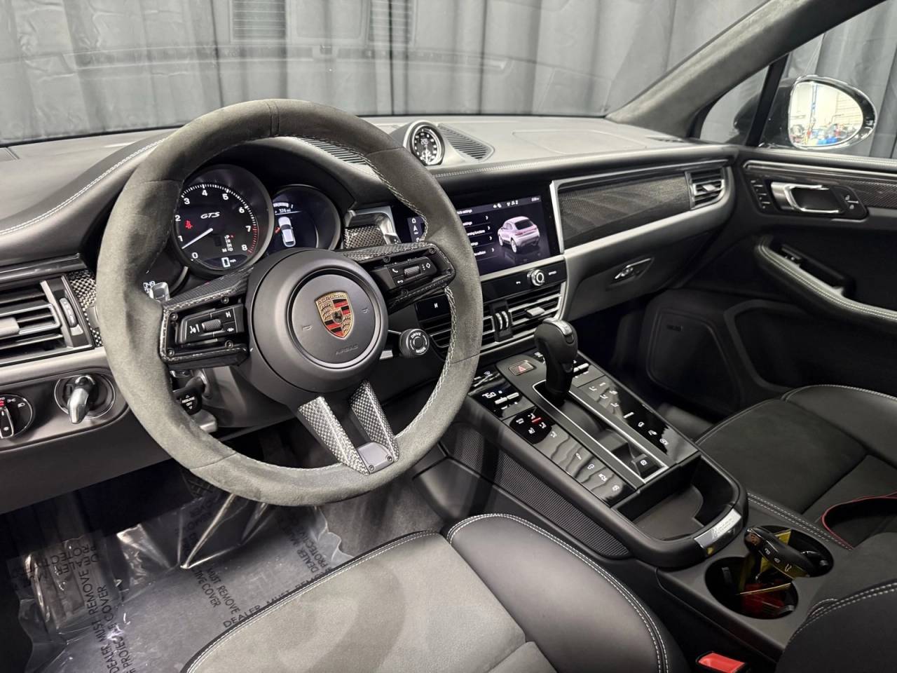 2025 Porsche Macan GTS