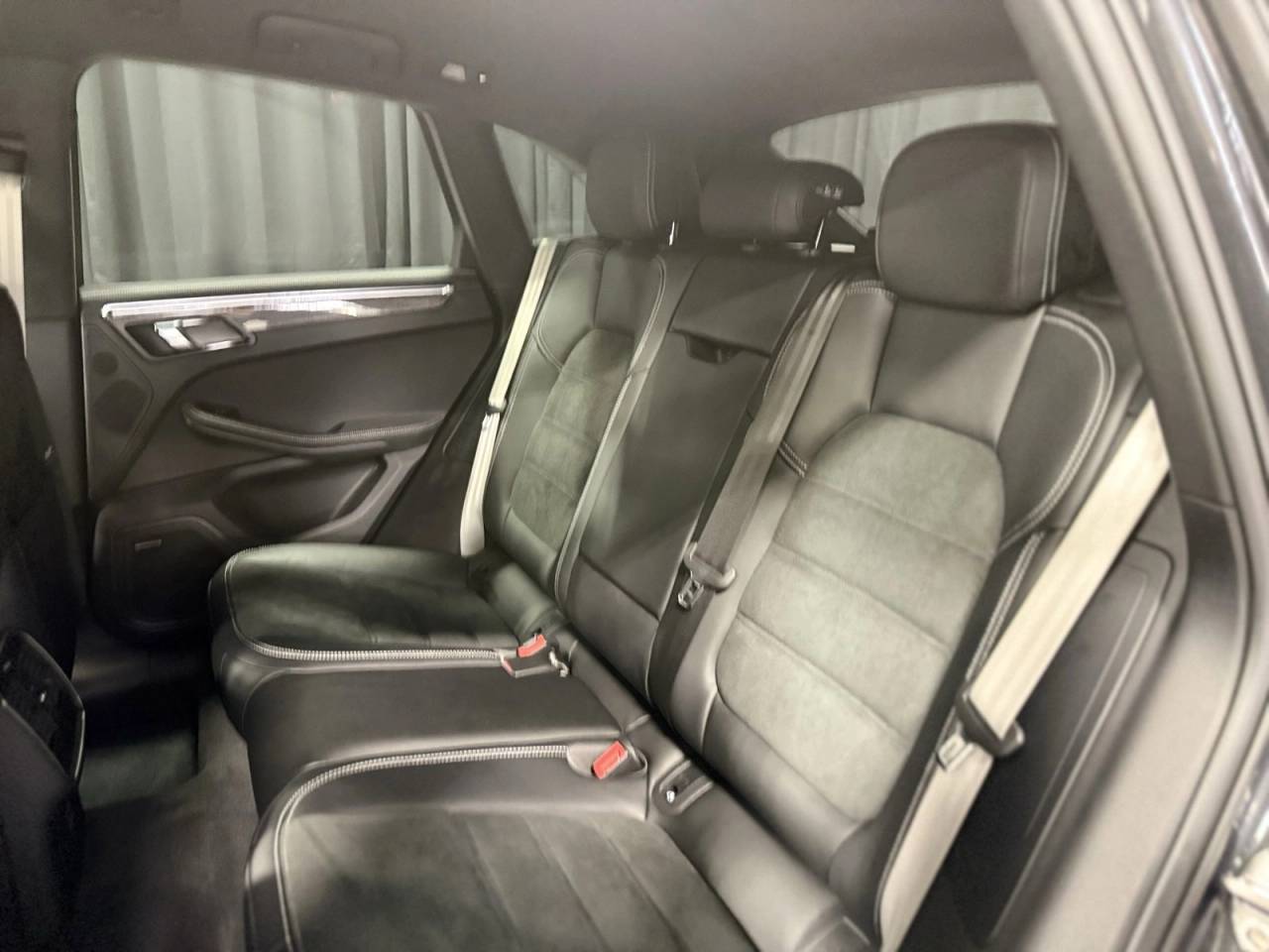 2025 Porsche Macan GTS