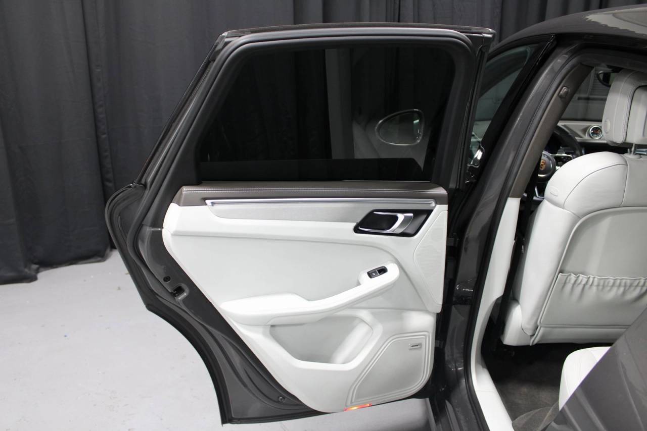 2018 Porsche Macan GTS