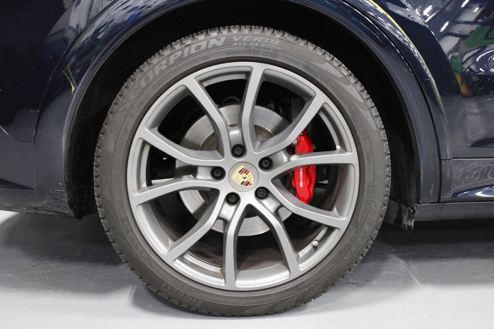 2023 Porsche Cayenne GTS