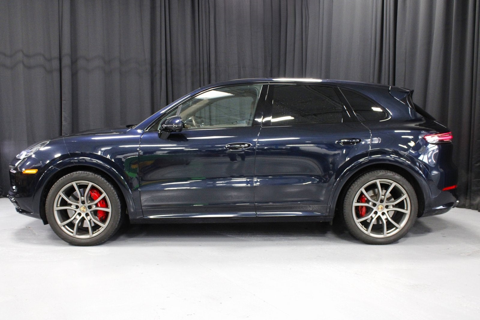 2023 Porsche Cayenne GTS
