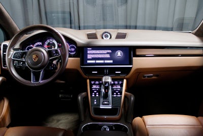 2023 Porsche Cayenne GTS