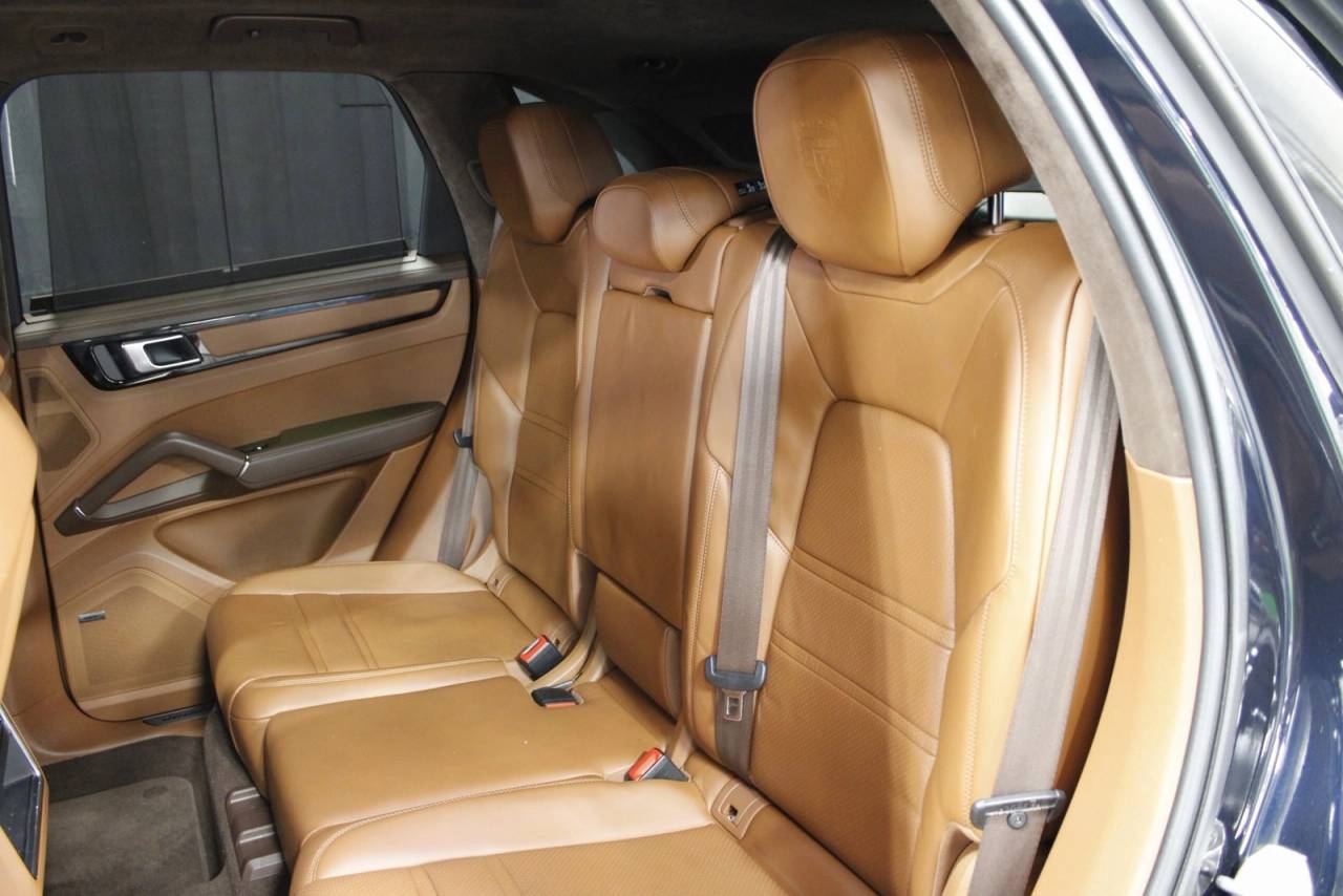 2023 Porsche Cayenne GTS