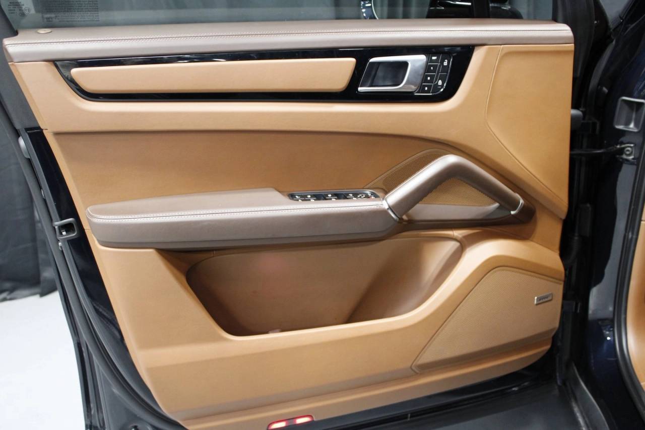 2023 Porsche Cayenne GTS