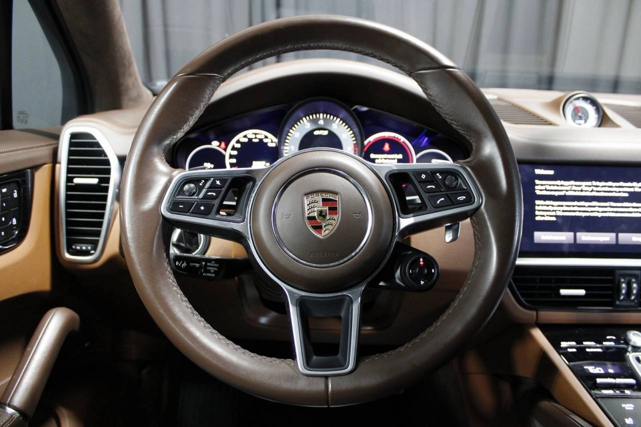 2023 Porsche Cayenne GTS