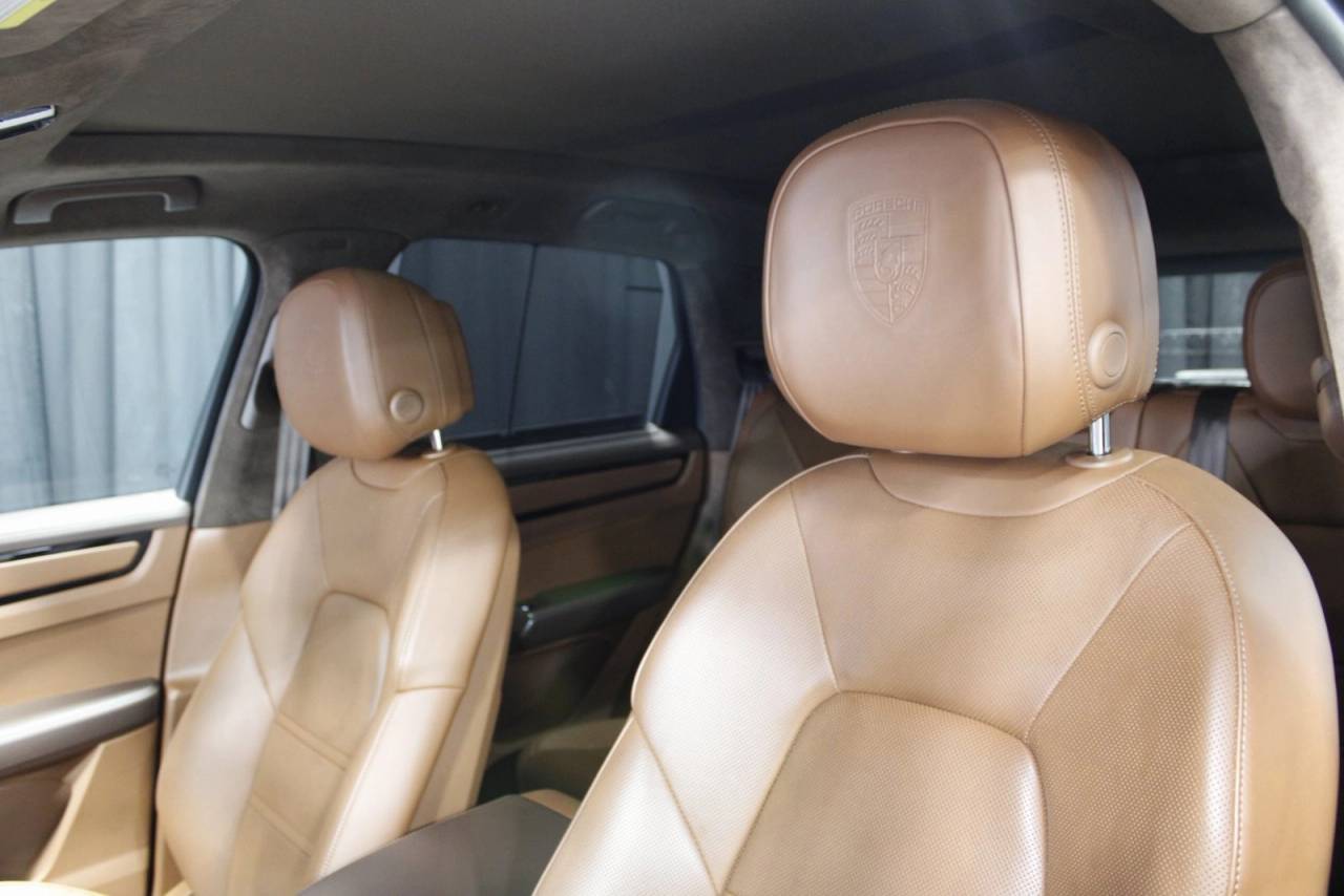 2023 Porsche Cayenne GTS