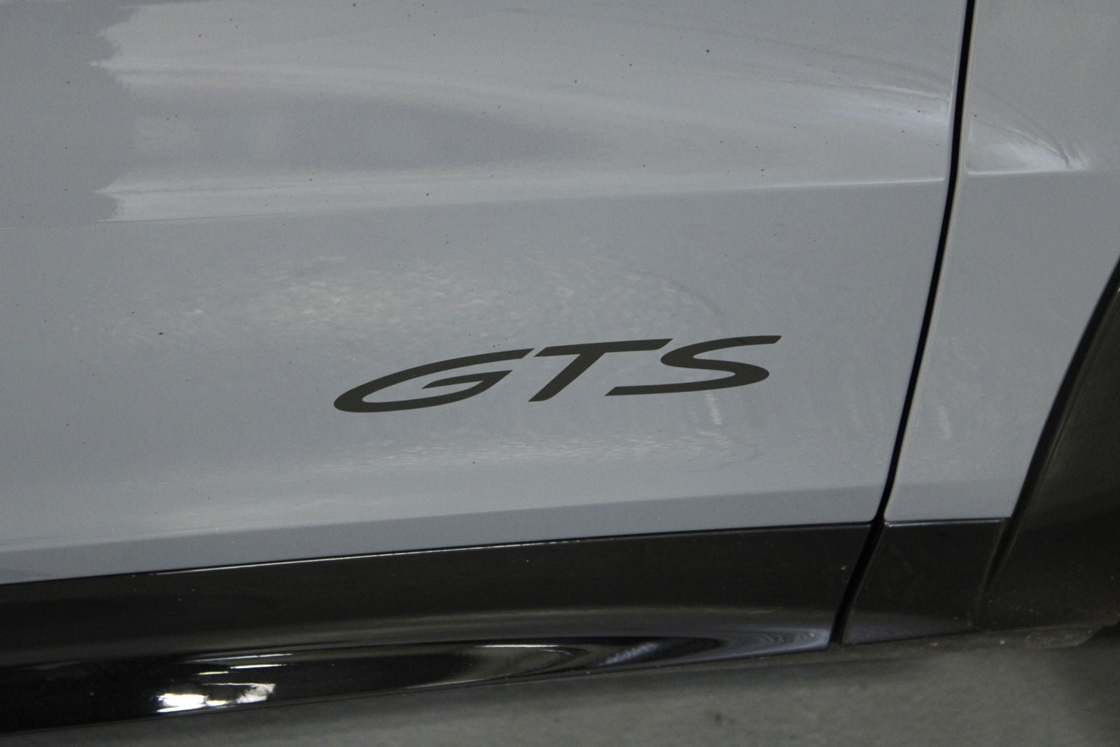 2025 Porsche Cayenne Coupe GTS