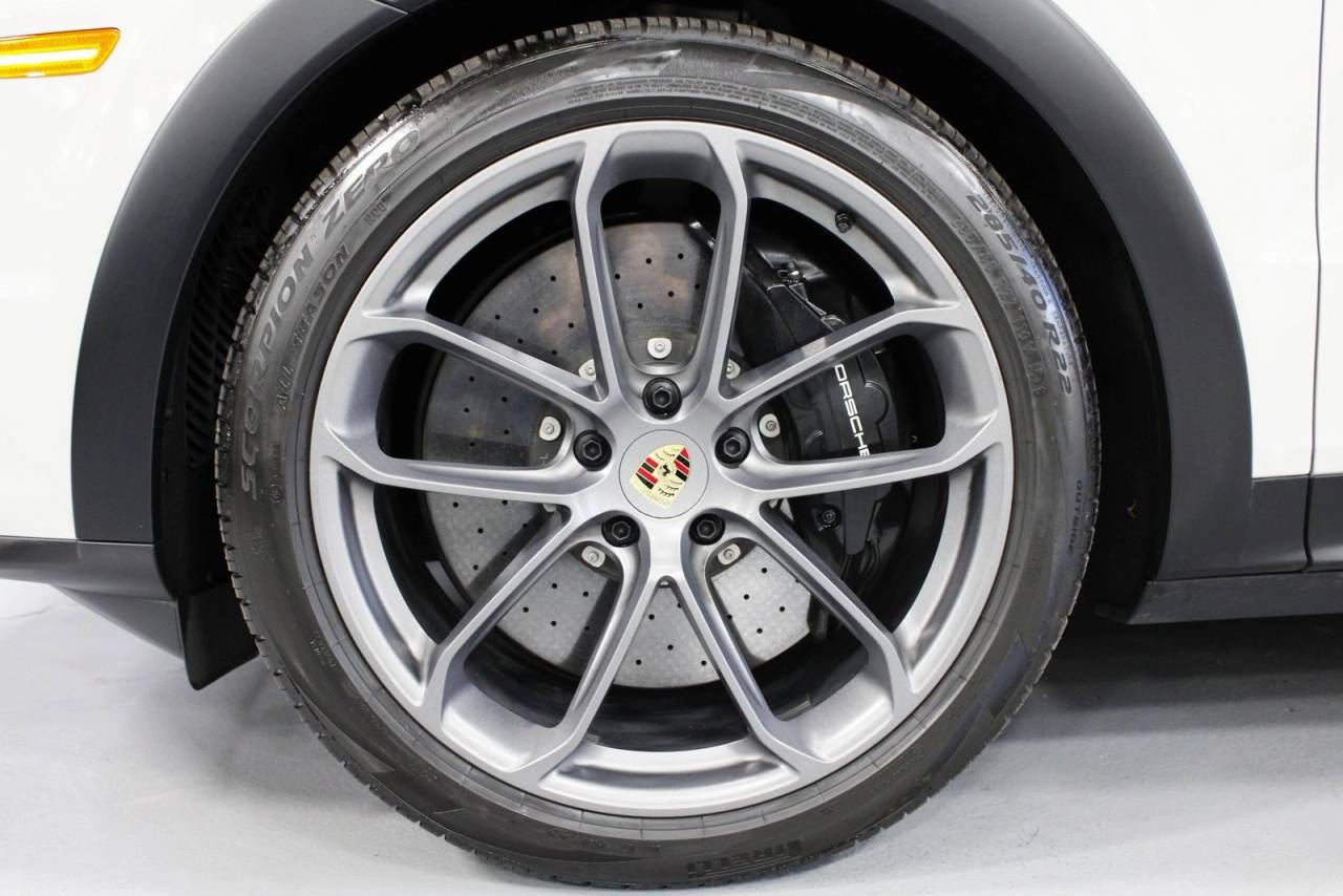 2024 Porsche Cayenne Coupe Turbo GT