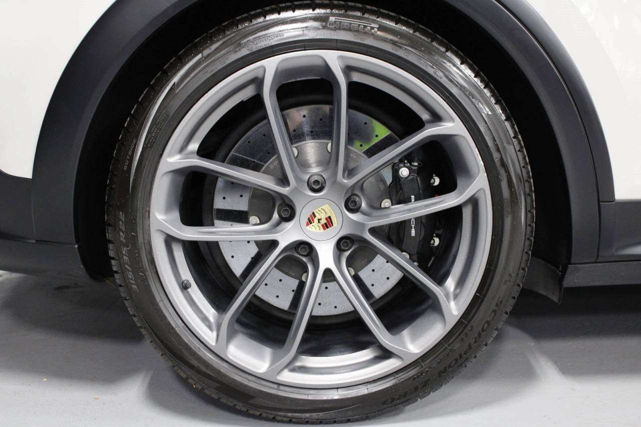 2024 Porsche Cayenne Coupe Turbo GT