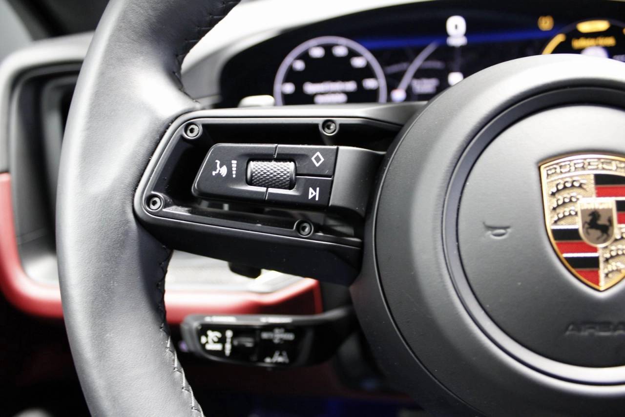 2024 Porsche Cayenne Coupe Turbo GT