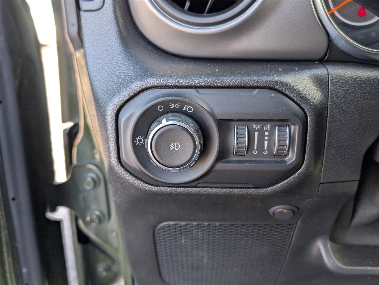 2021 Jeep Wrangler Sport