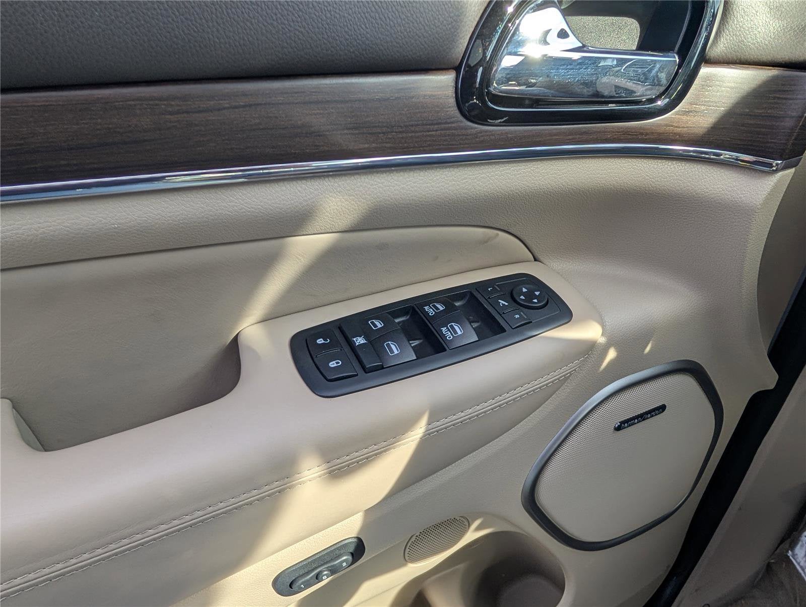 2019 Jeep Grand Cherokee Overland